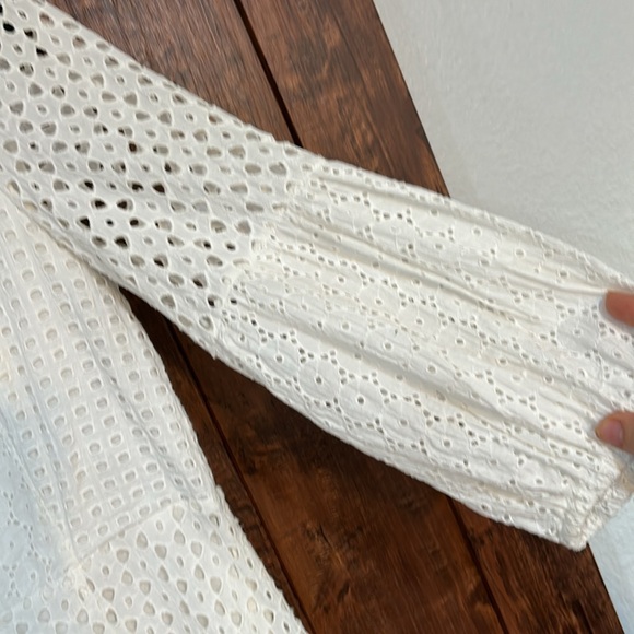 Vince Camuto white beautiful dress,like new - Picture 6 of 7